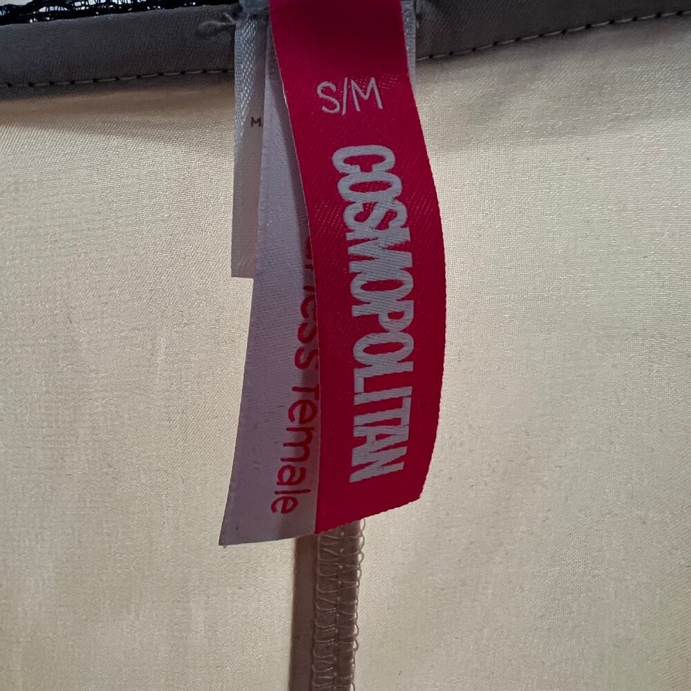 Cosmopolitan Robe - Picture 4 of 5